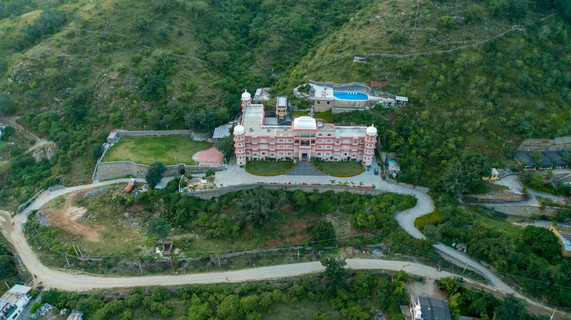 Kumbhalgarh Fort Resort Kelwāra Екстериор снимка